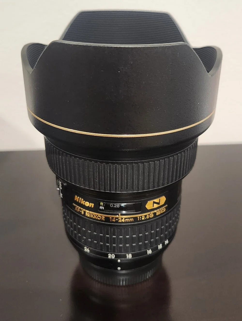 Nikon AF-S NIKKOR 14-24mm f/2.8G ED Wide-Angle Lens - Black